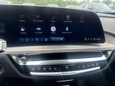 2025 Cadillac LYRIQ Luxury 3