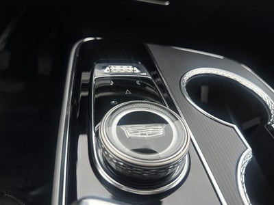2025 Cadillac LYRIQ Luxury 3