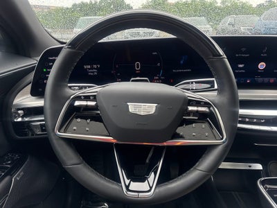 2025 Cadillac LYRIQ Luxury 3