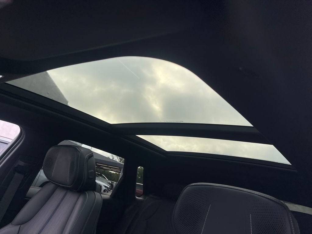 2024 Cadillac LYRIQ Sport 2
