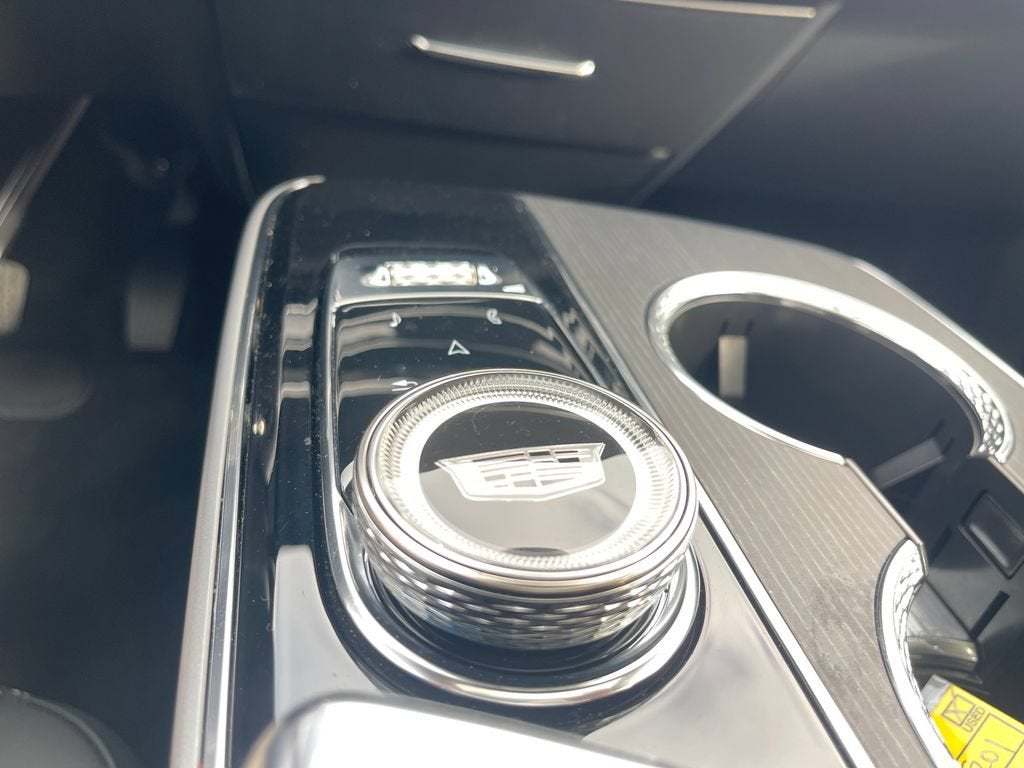 2024 Cadillac LYRIQ Sport 2