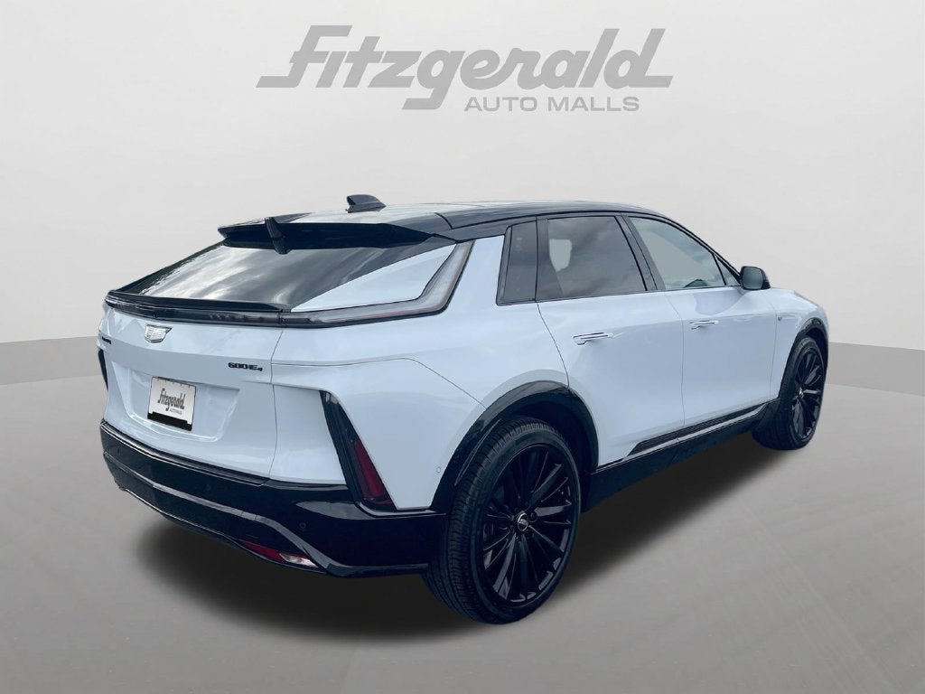 2026 Cadillac LYRIQ Signature Sport