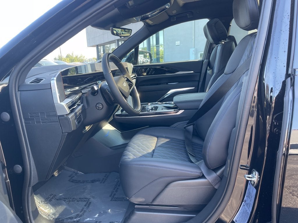 2026 Cadillac ESCALADE IQL Sport