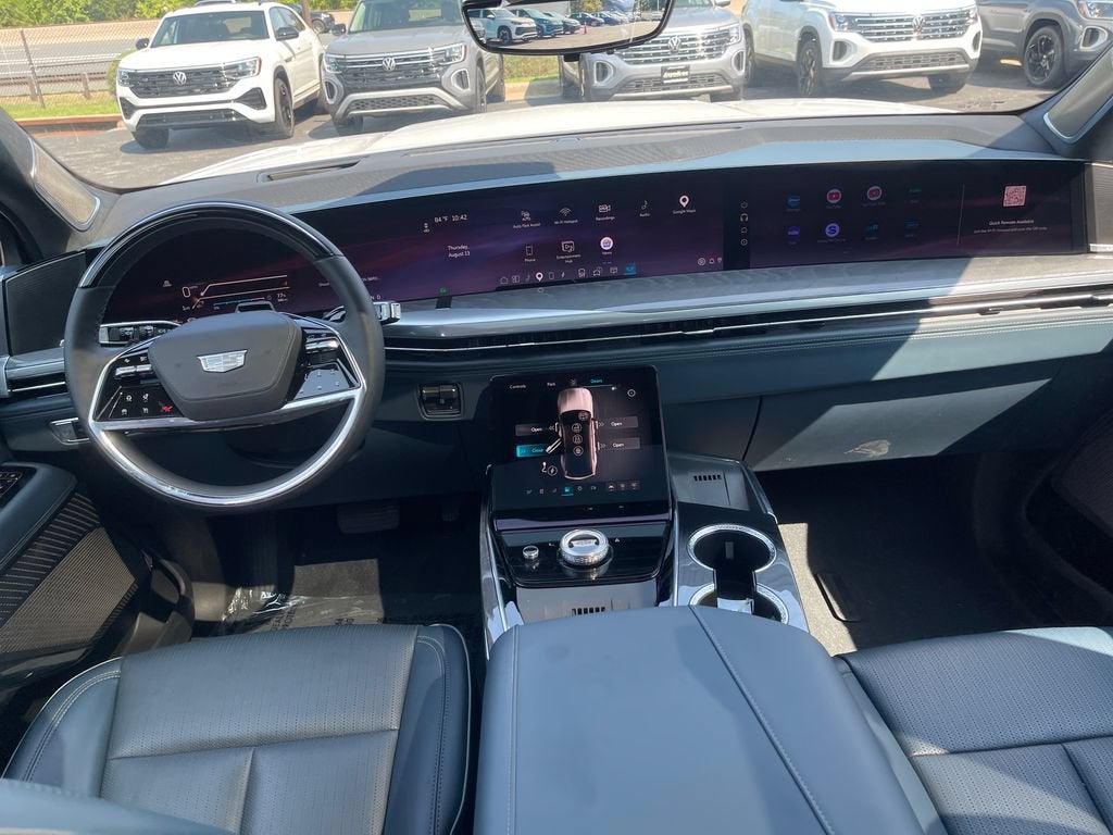 2025 Cadillac ESCALADE IQ Luxury 2