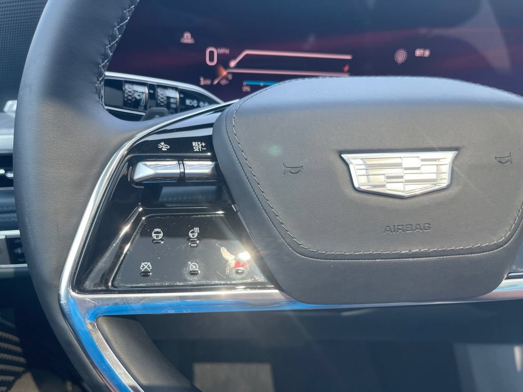 2025 Cadillac ESCALADE IQ Luxury 2