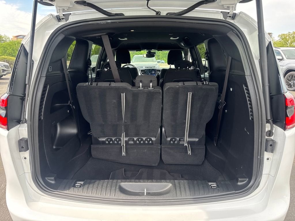 2024 Chrysler Pacifica Touring