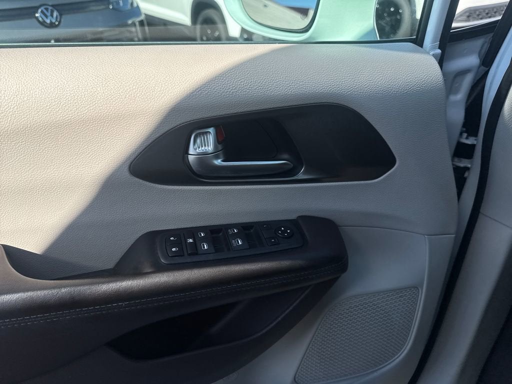2019 Chrysler Pacifica Touring Plus