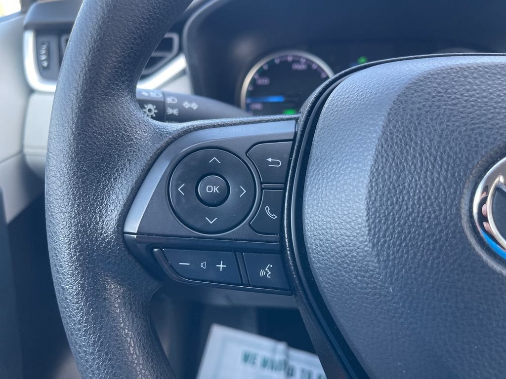 2022 Toyota RAV4 Hybrid XLE