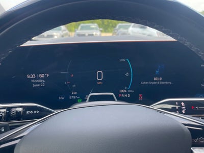 2025 Cadillac OPTIQ Luxury 2