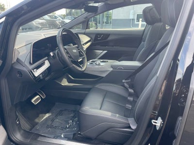 2025 Cadillac OPTIQ Luxury 2