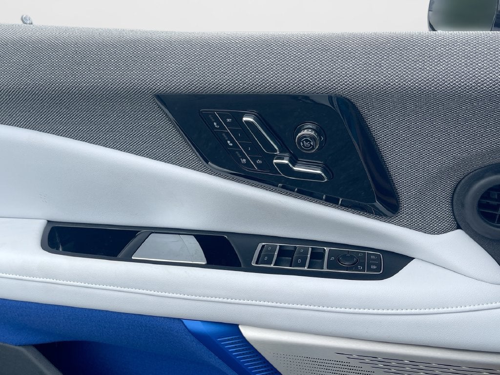 2027 Cadillac OPTIQ Premium Sport