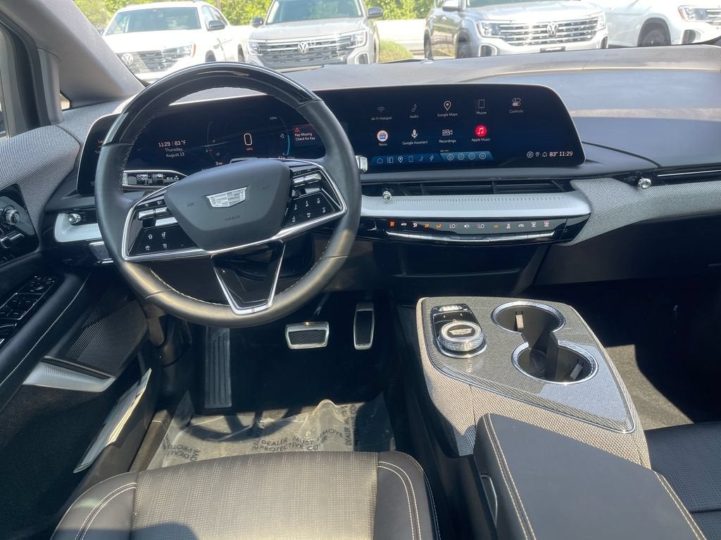 2025 Cadillac OPTIQ Sport 2