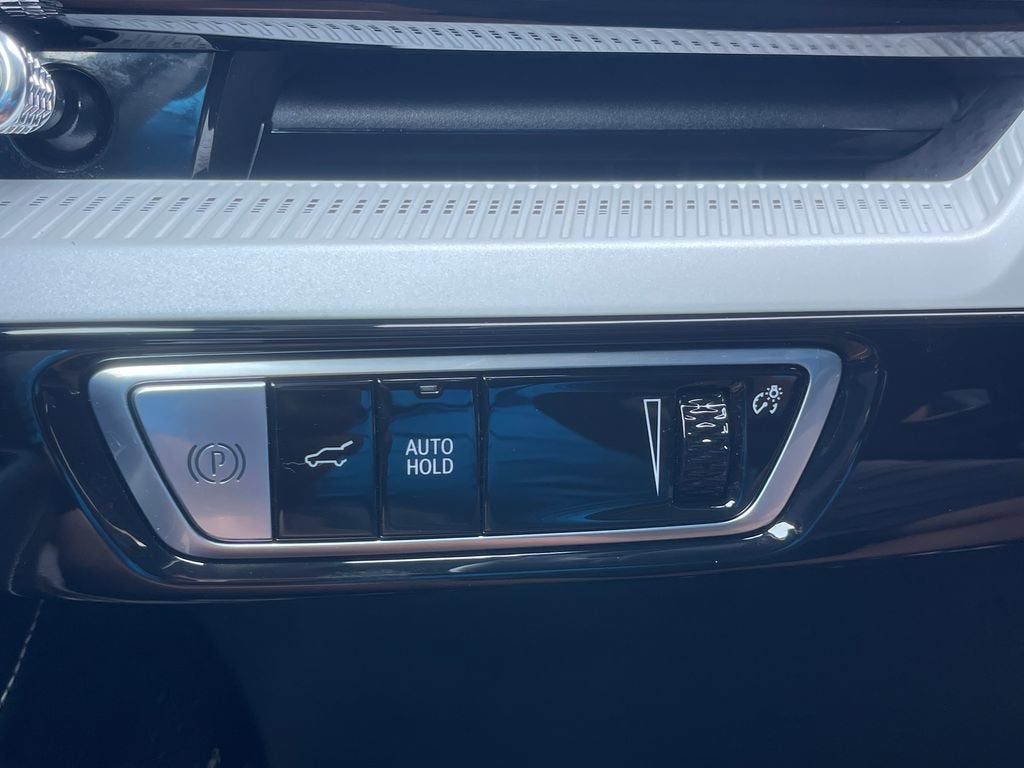 2025 Cadillac OPTIQ Sport 2
