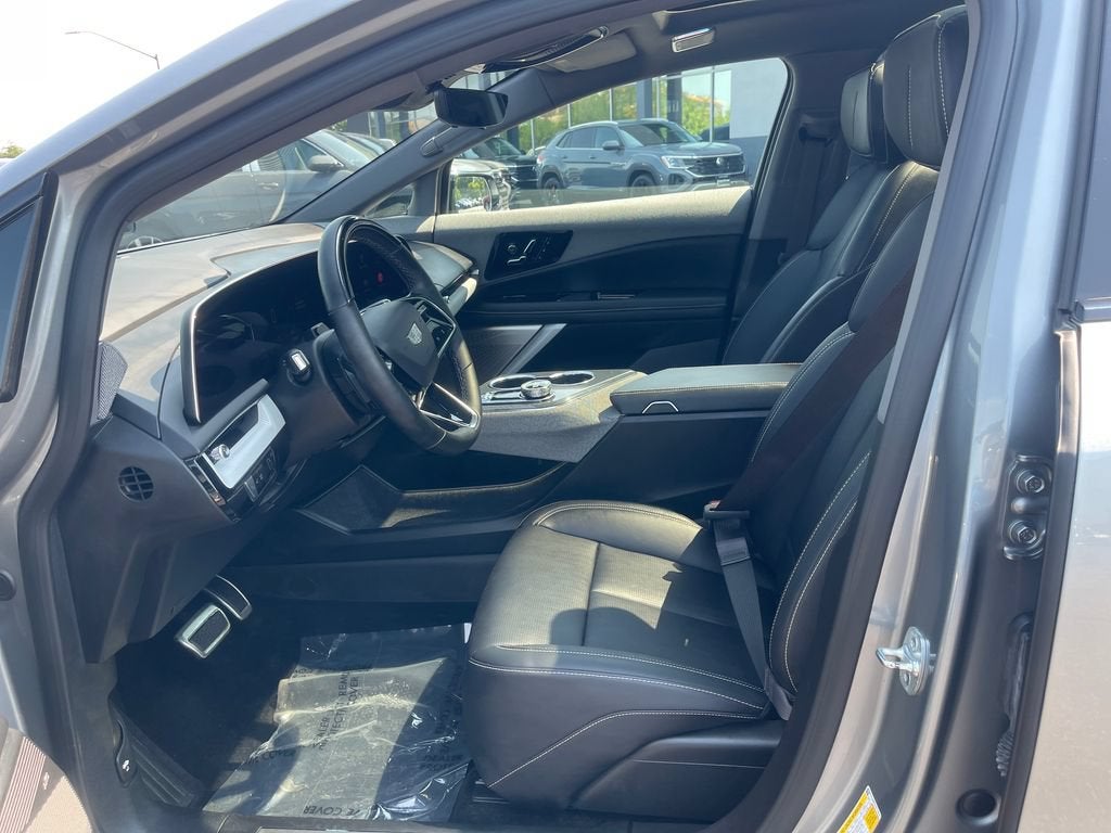 2025 Cadillac OPTIQ Sport 2