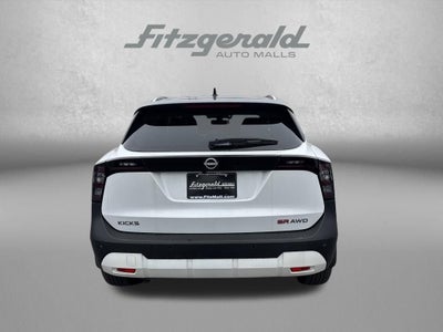 2025 Nissan Kicks SR