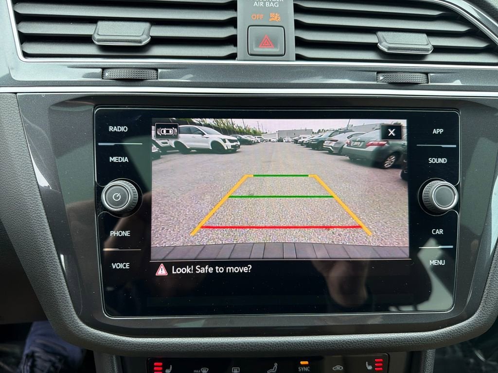 2024 Volkswagen Tiguan SE R-Line Black