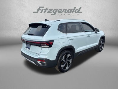 2025 Volkswagen Taos SE