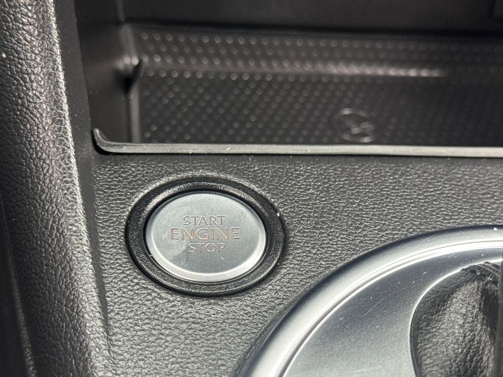 2013 Volkswagen Beetle Convertible 2.0T