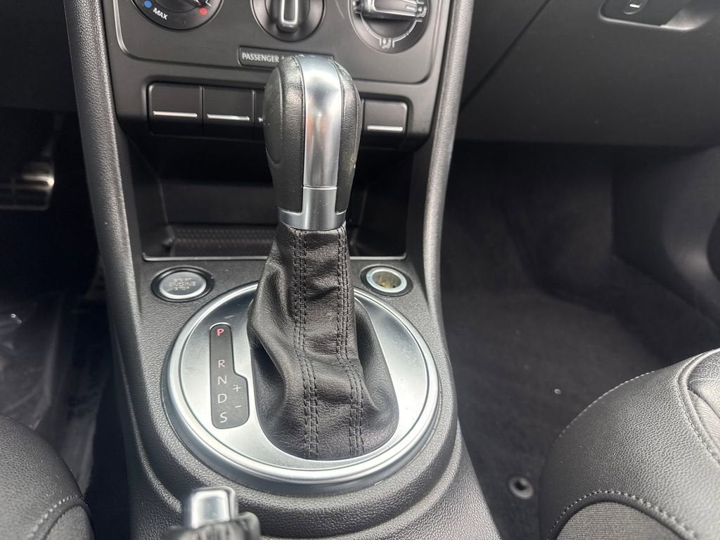 2013 Volkswagen Beetle Convertible 2.0T