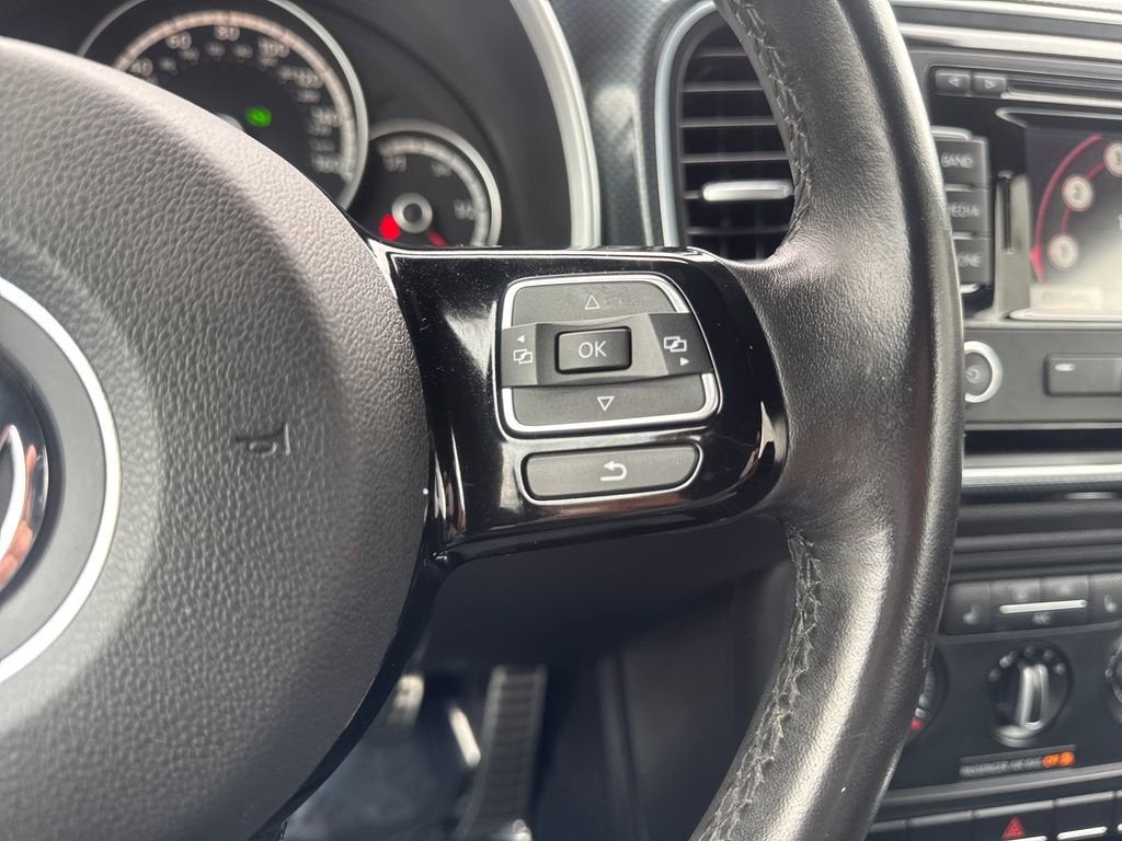 2013 Volkswagen Beetle Convertible 2.0T