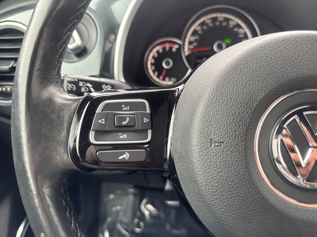 2013 Volkswagen Beetle Convertible 2.0T