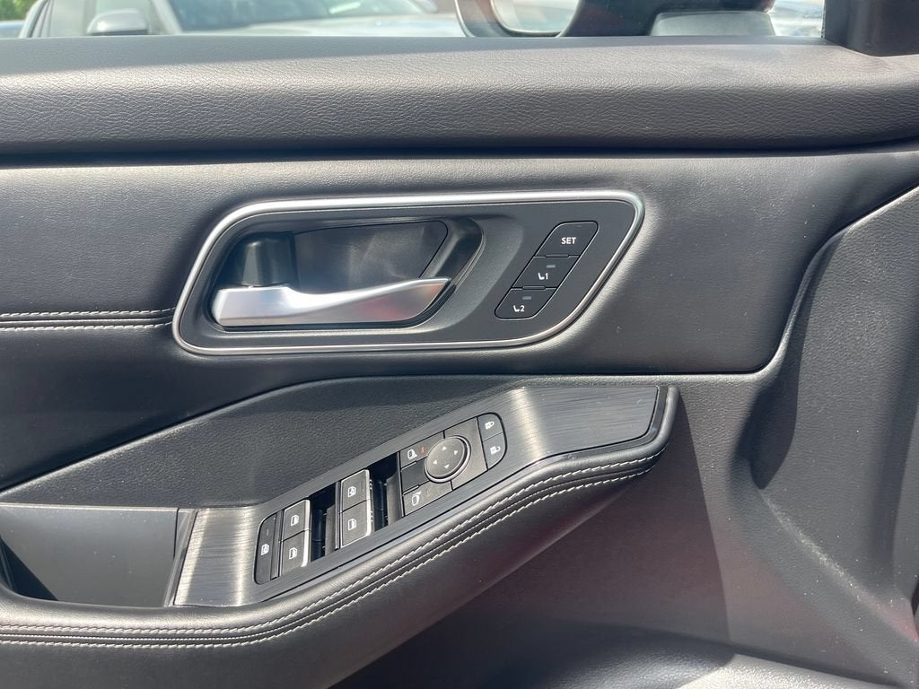 2024 Nissan Rogue Platinum