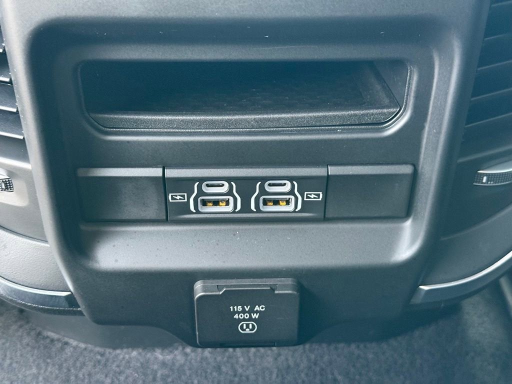 2025 RAM 1500 Big Horn Crew Cab 4x4 6'4" Box