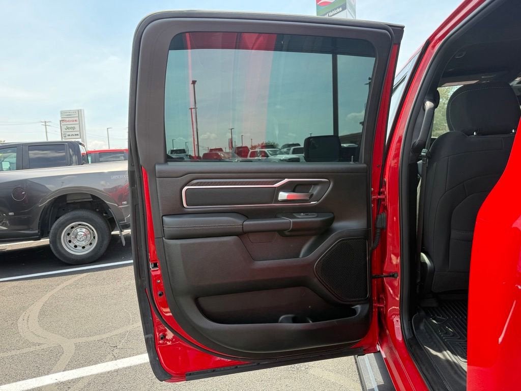 2025 RAM 1500 Big Horn Crew Cab 4x4 6'4" Box
