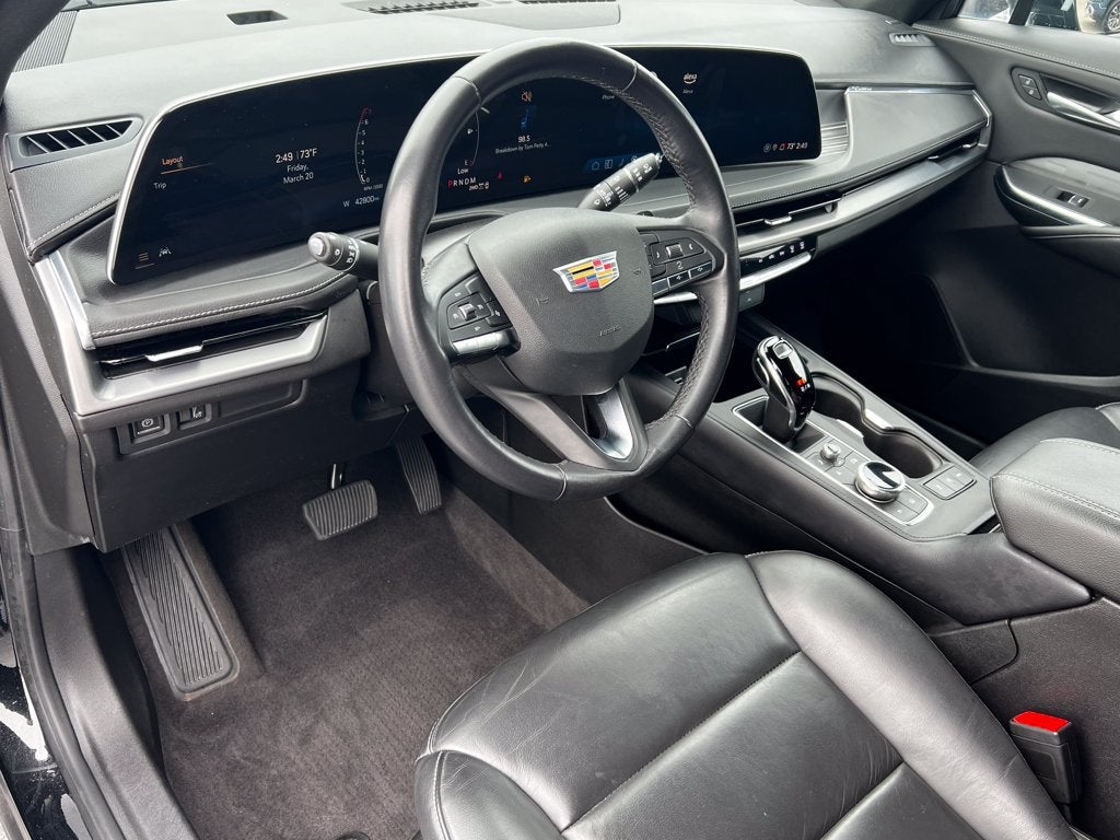 2024 Cadillac XT4 Premium Luxury