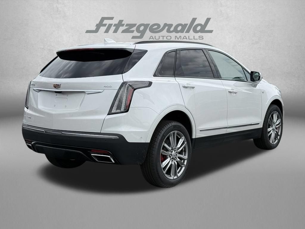 2026 Cadillac XT5 Sport