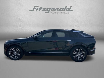 2024 Cadillac LYRIQ Luxury 2
