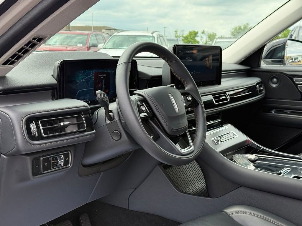 2025 Lincoln Aviator Premiere