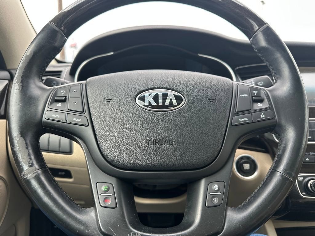 2014 Kia Cadenza Premium