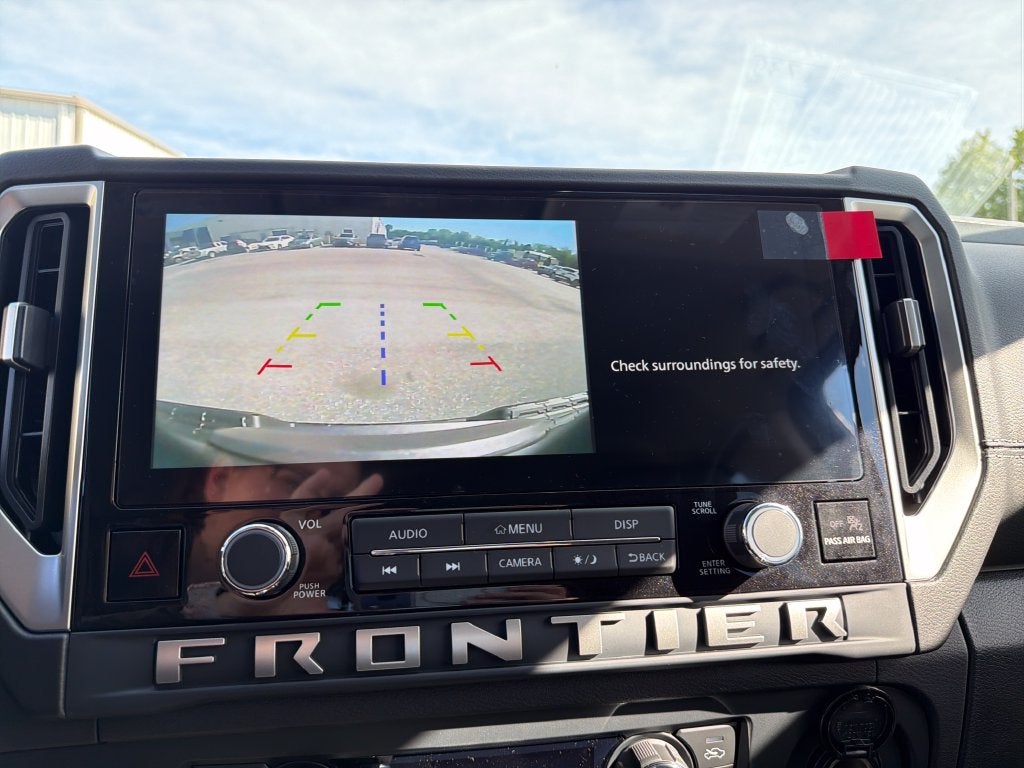 2027 Nissan Frontier SV