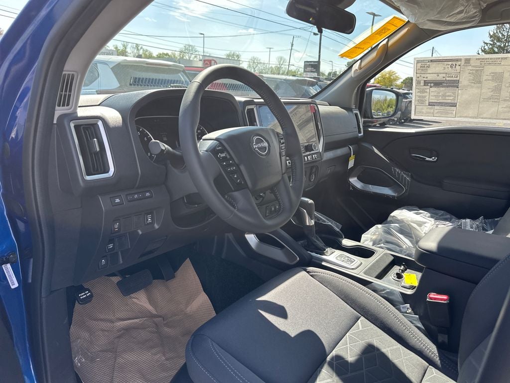 2026 Nissan Frontier Crew Cab SV