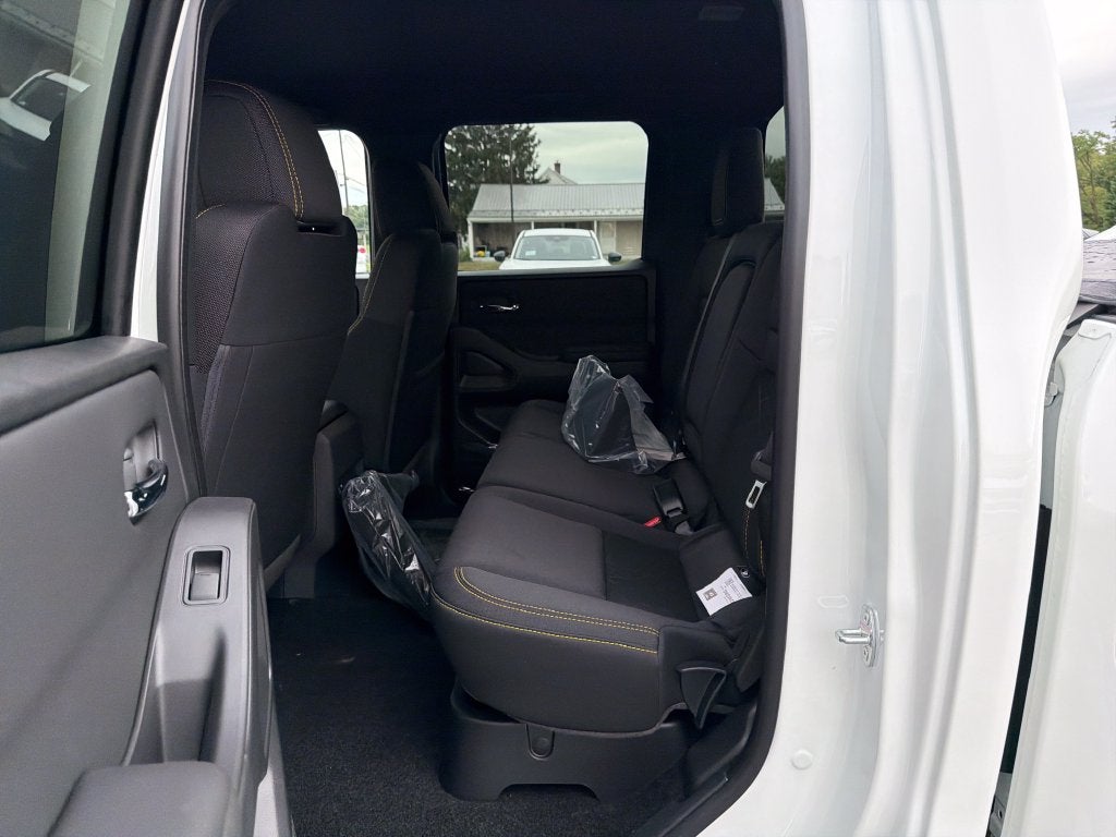 2027 Nissan Frontier SV