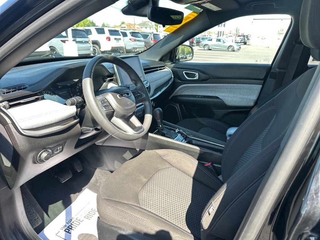 2023 Jeep Compass Sport