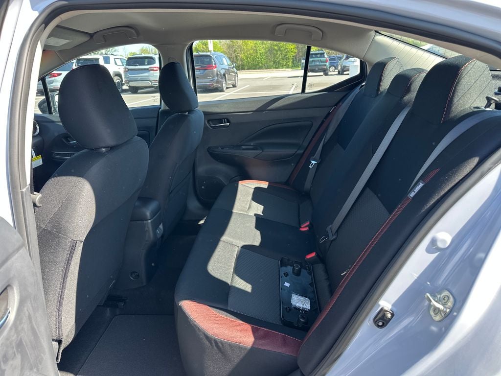 2025 Nissan Versa 1.6 SR