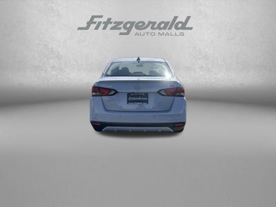 2025 Nissan Versa SR