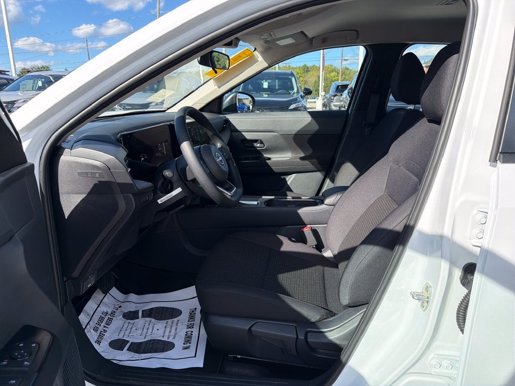 2027 Nissan Kicks S