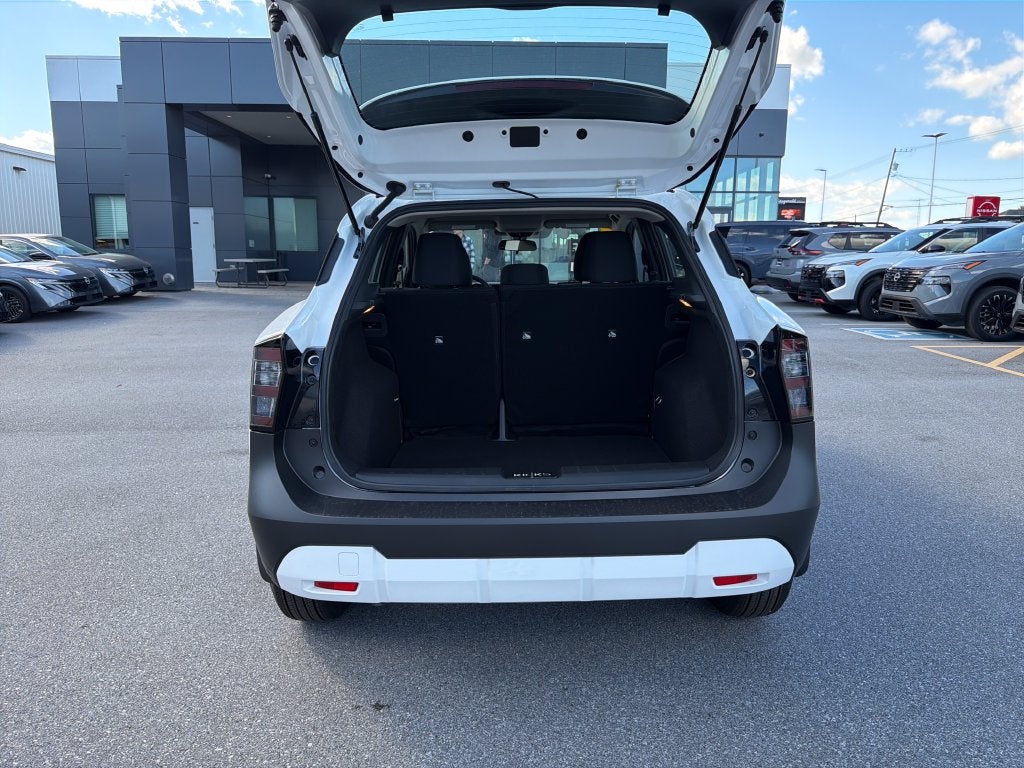 2027 Nissan Kicks S