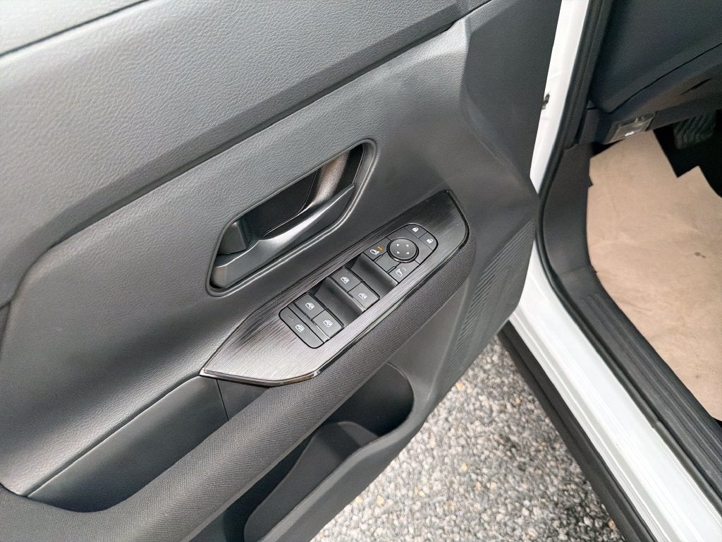 2027 Nissan Kicks S