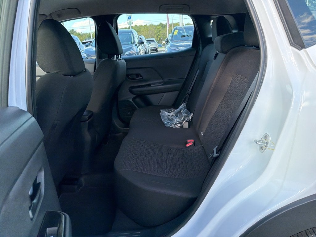 2027 Nissan Kicks S