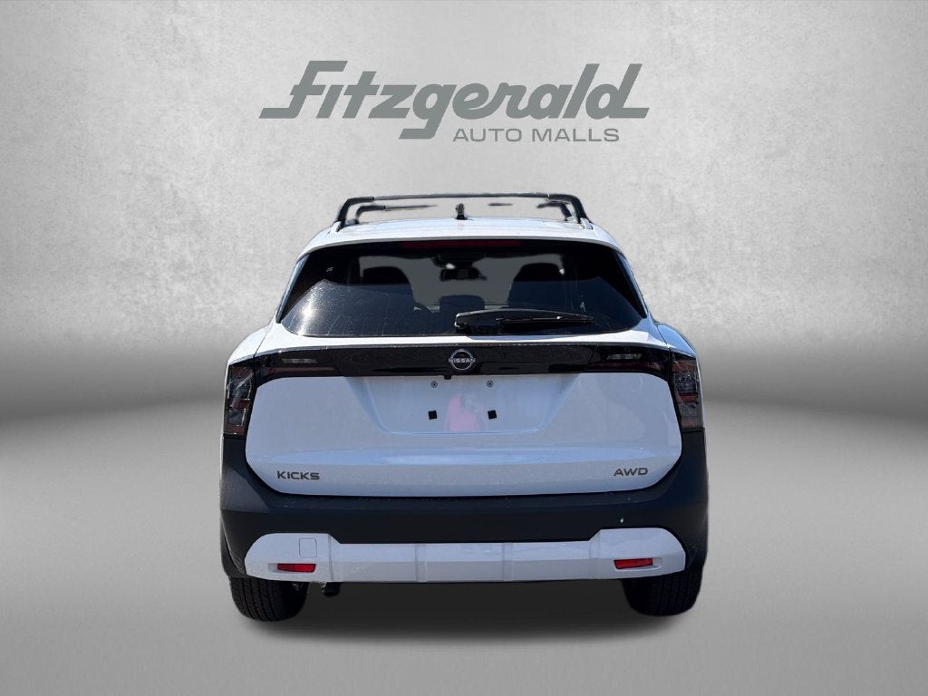 2027 Nissan Kicks SV