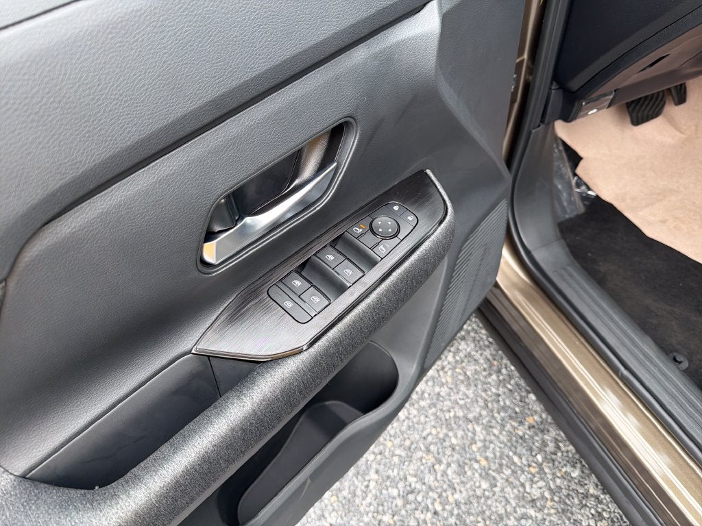 2027 Nissan Kicks SV