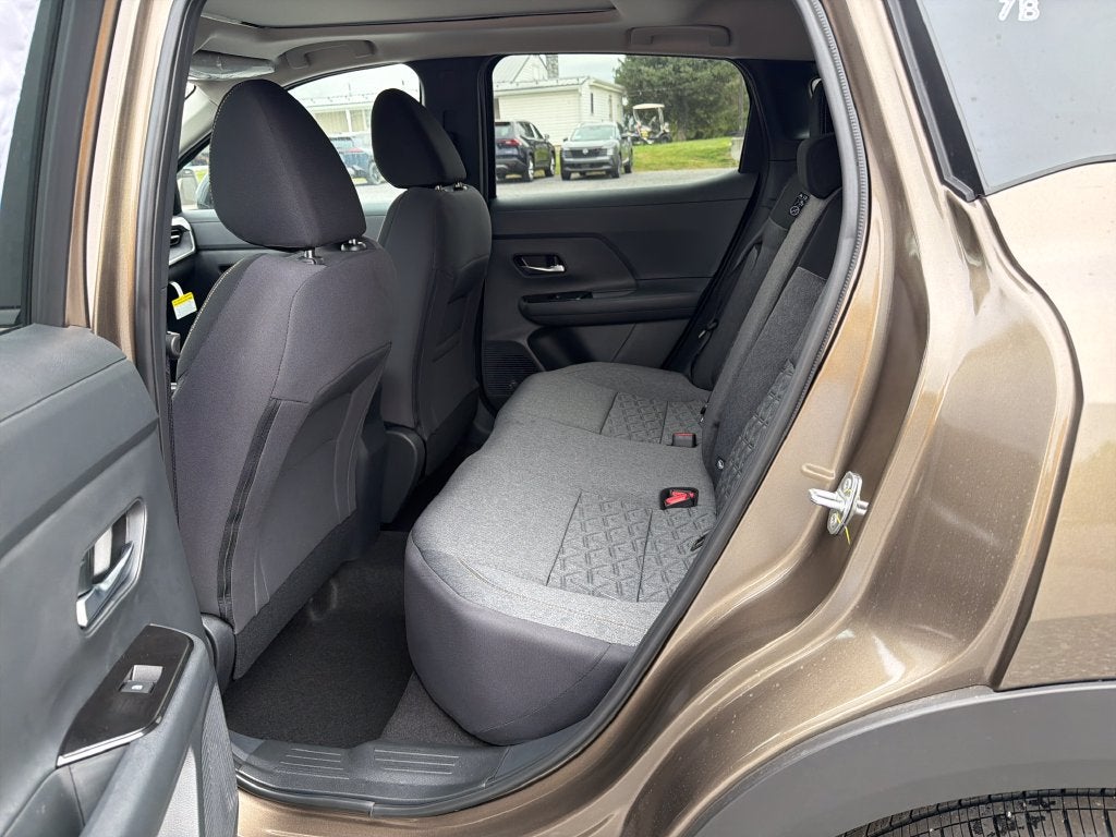 2027 Nissan Kicks SV