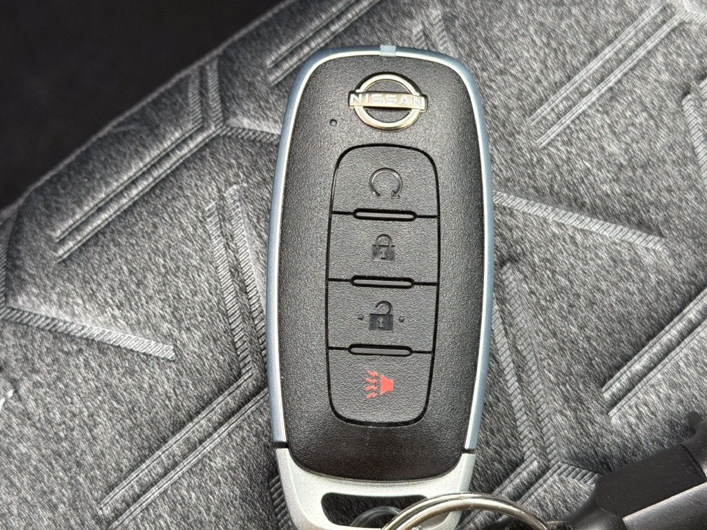 2027 Nissan Kicks SV