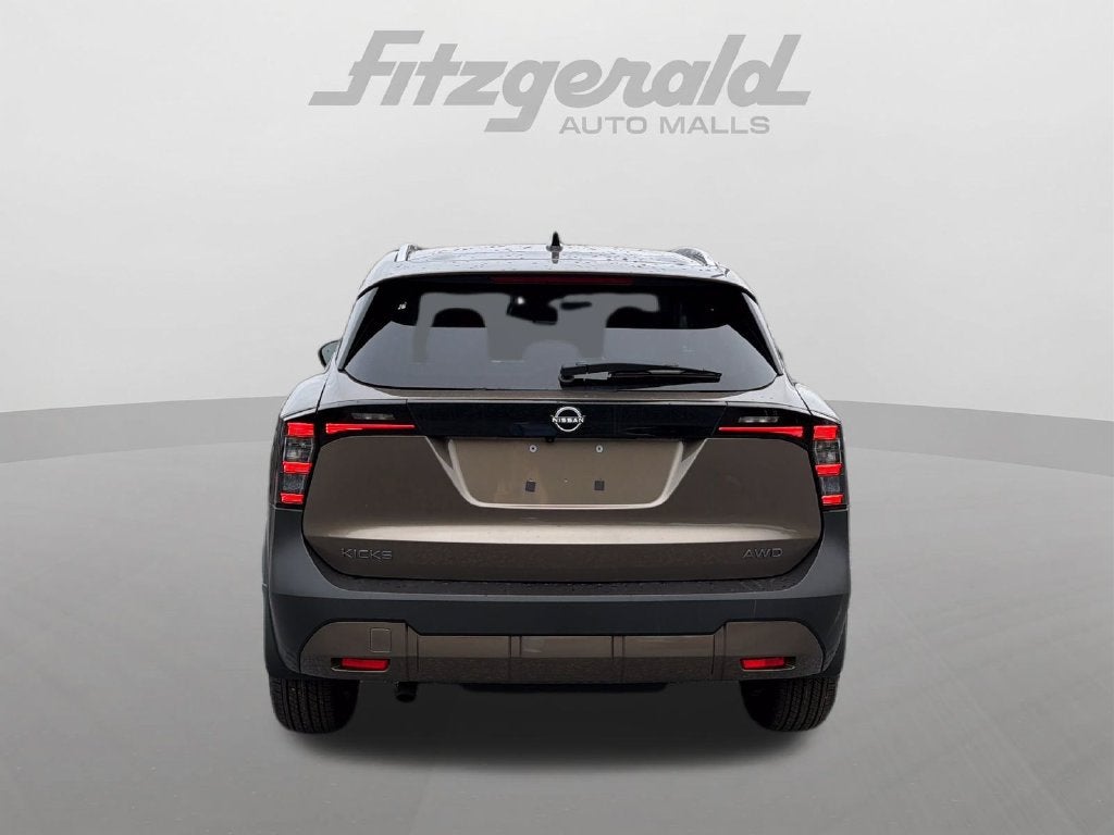 2027 Nissan Kicks SV