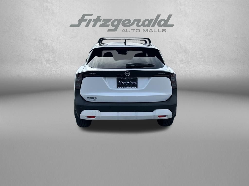 2026 Nissan Kicks SV