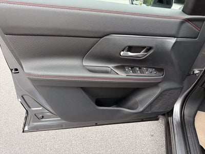 2027 Nissan Kicks SR